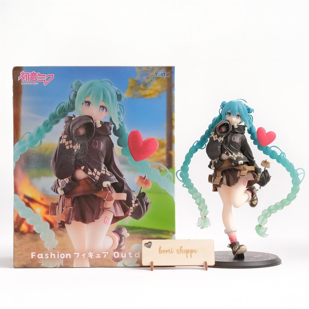 Hatsune Miku Fashion Figure - Outdoor - Picture 2 of 9